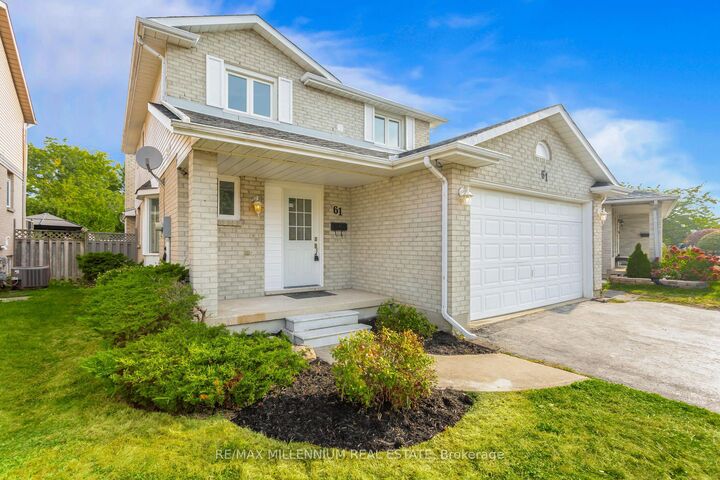 Property Photo:  61 Mistywood Drive Upper  ON L8J 2N7 