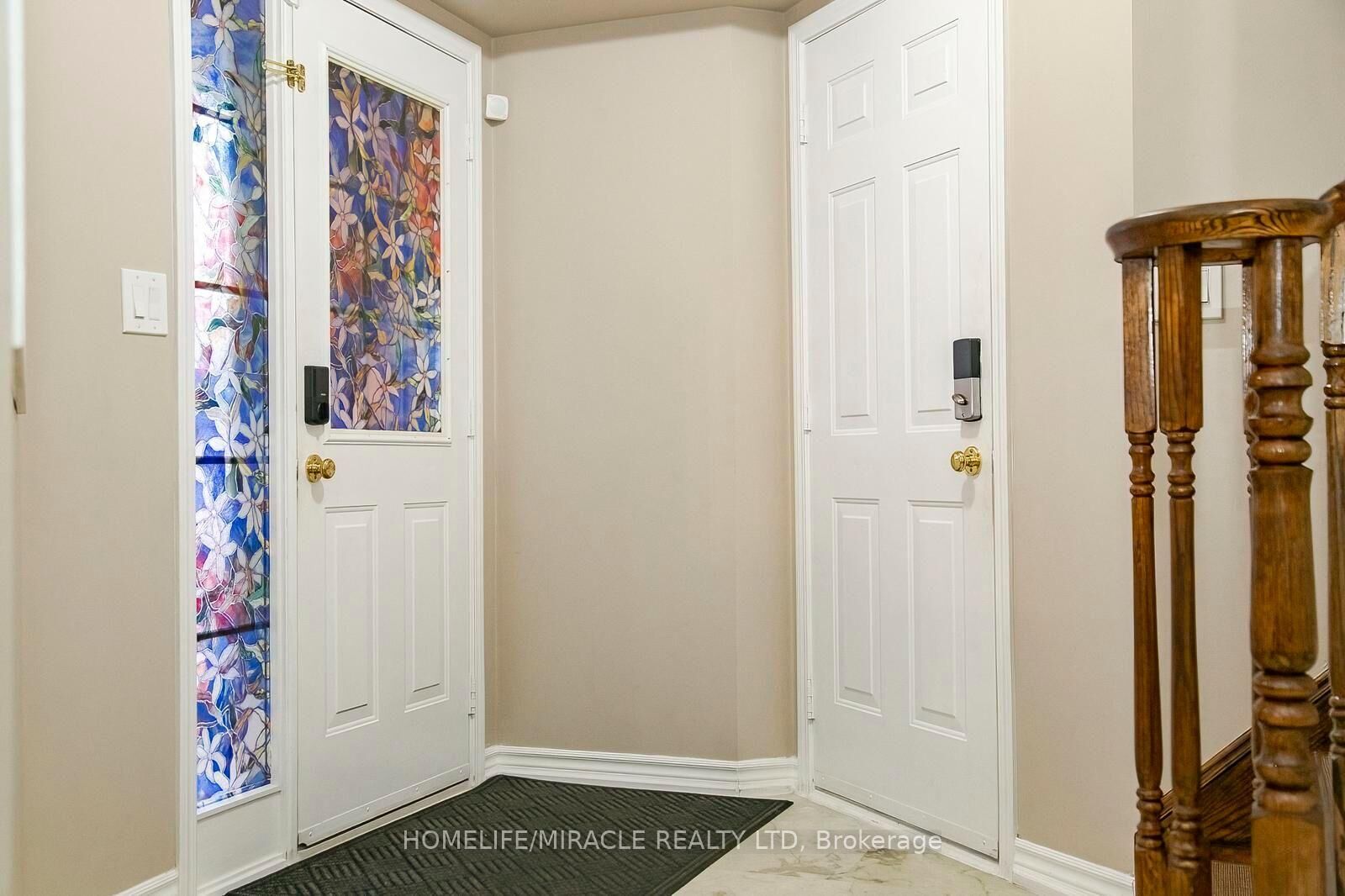 Property Photo:  81 Narrow Valley Crescent  ON L6R 2M4 