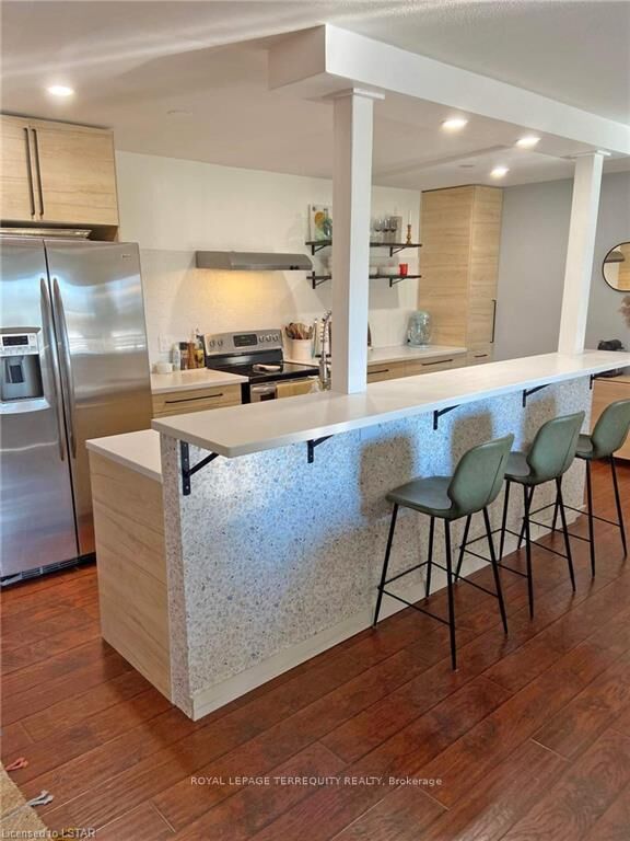 2230 Trafalgar Street 325 — photo 1