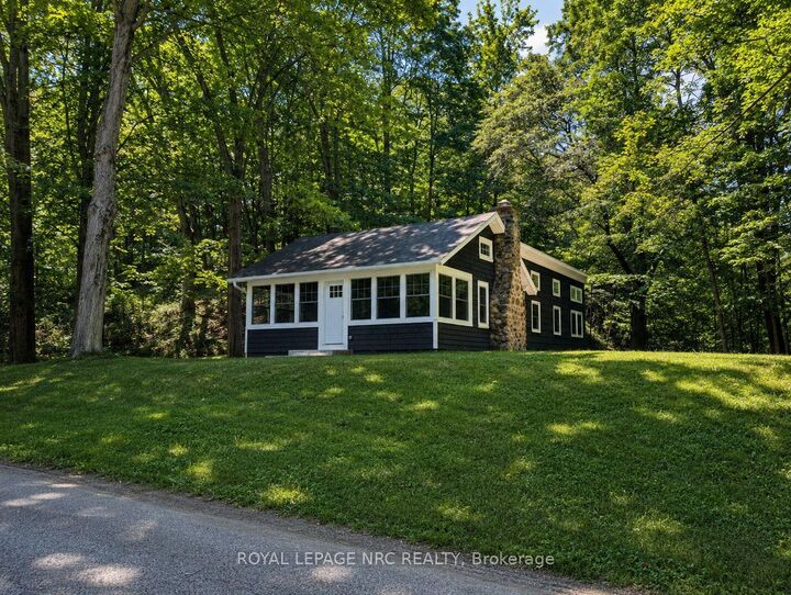 Property Photo:  212 Holloway Bay Road S  ON L0S 1R0 
