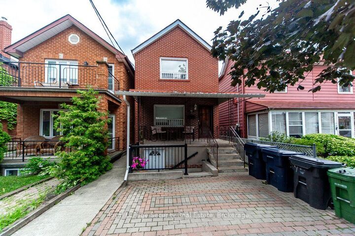 77 Brandon Avenue — photo 1