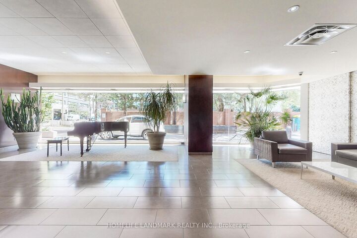 Property Photo:  705 King Street W 1015  ON M5V 2W8 