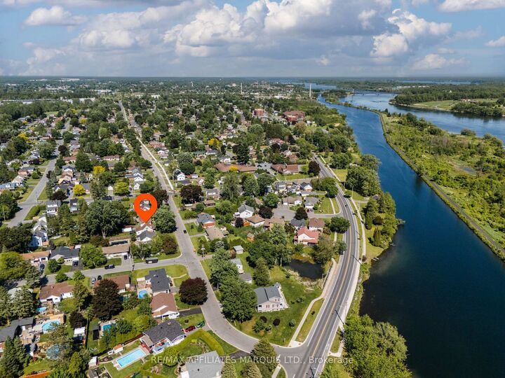 Property Photo:  1605 Queen Street  ON K6J 1R7 