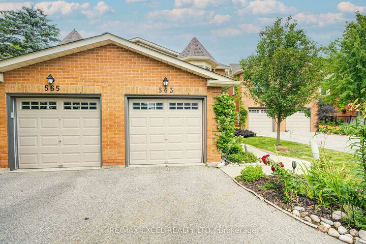 Property Photo:  563 Tara Hill Circle  ON L4G 6G9 