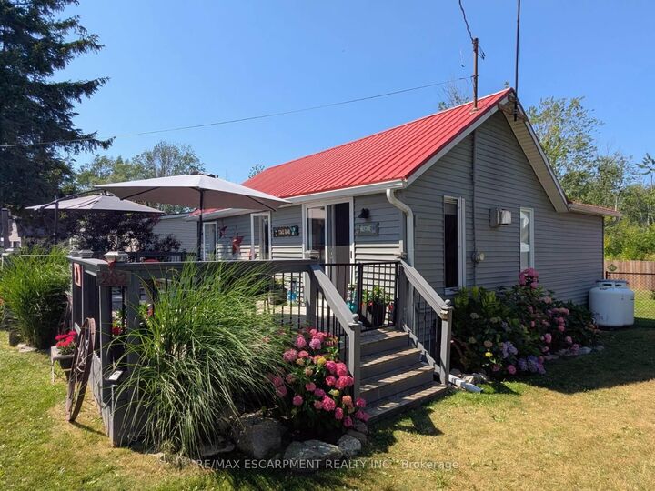 Property Photo: 282 Baygrove Line ON N1A 2W8