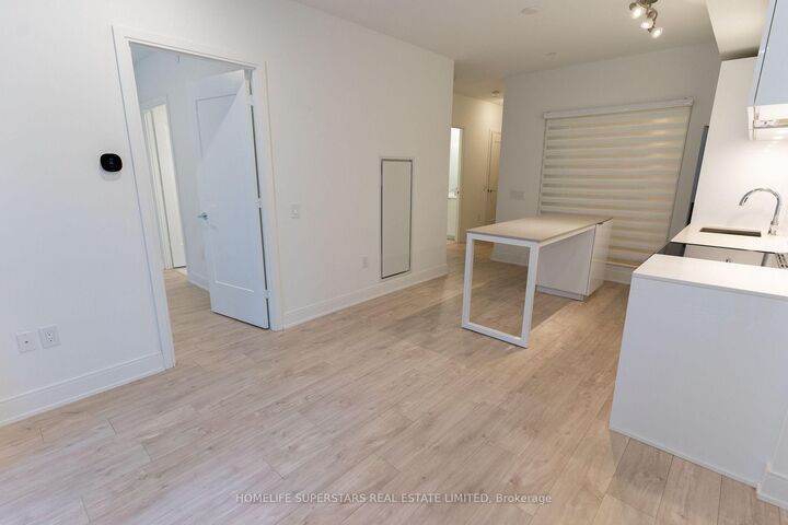 Property Photo: 65 Annie Craig Drive 407 ON M8V 0G3