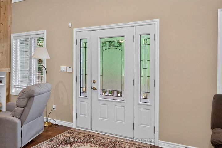 Property Photo: 11 Rue Karola Road ON L0L 2J0