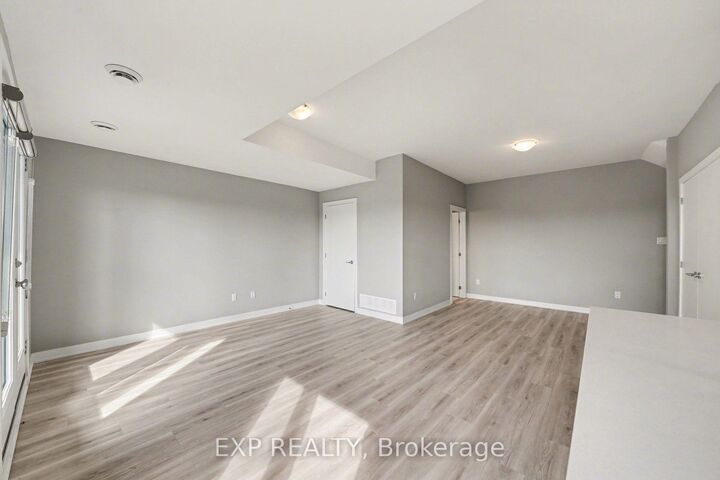 Property Photo:  195 Monaco Place B  ON K4A 5N7 