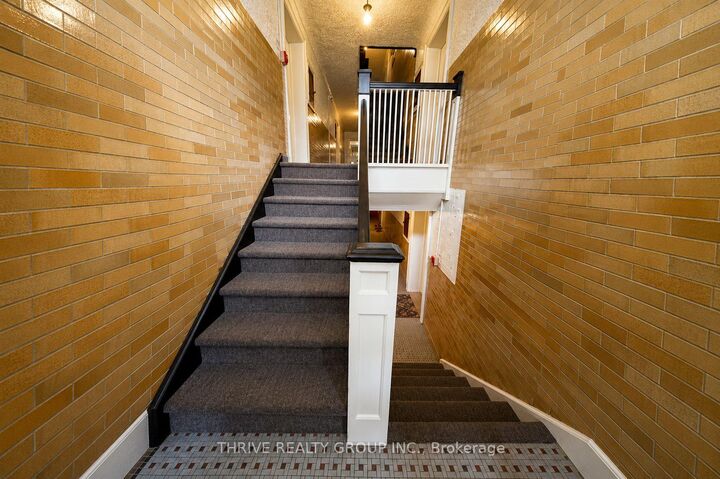Property Photo: 50 Ridout Street S 35 ON N6C 3W6