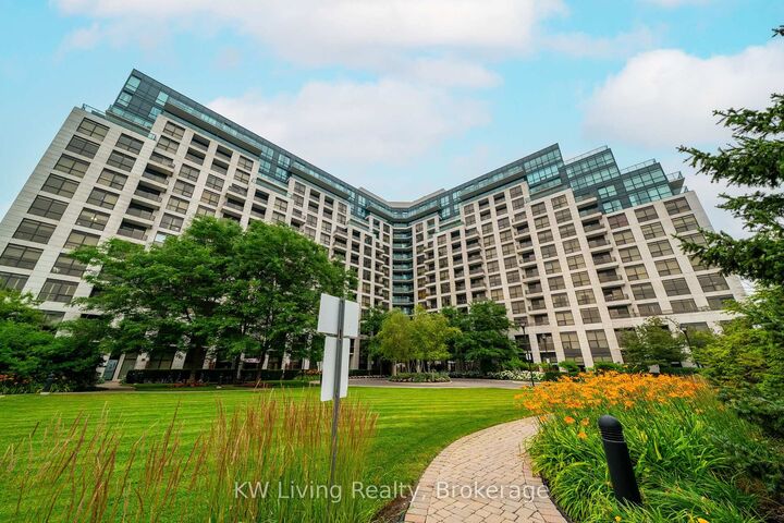 Property Photo:  18 Harding Boulevard 905  ON L4C 0T3 