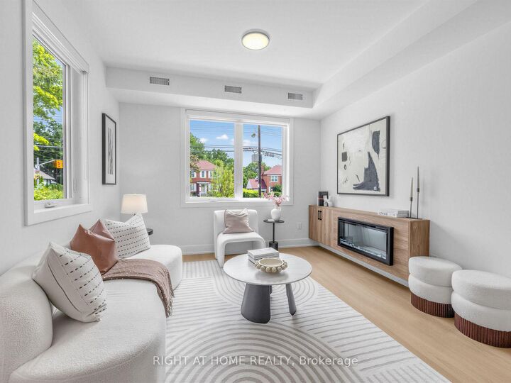 Property Photo:  1416 Islington Avenue Unit C  ON M9A 3K7 
