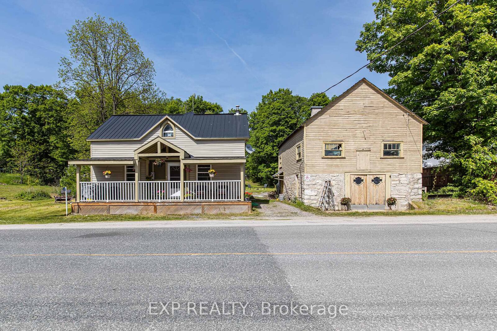 Property Photo:  1138 Dalhousie Concsn 3 Road  ON K0G 1K0 