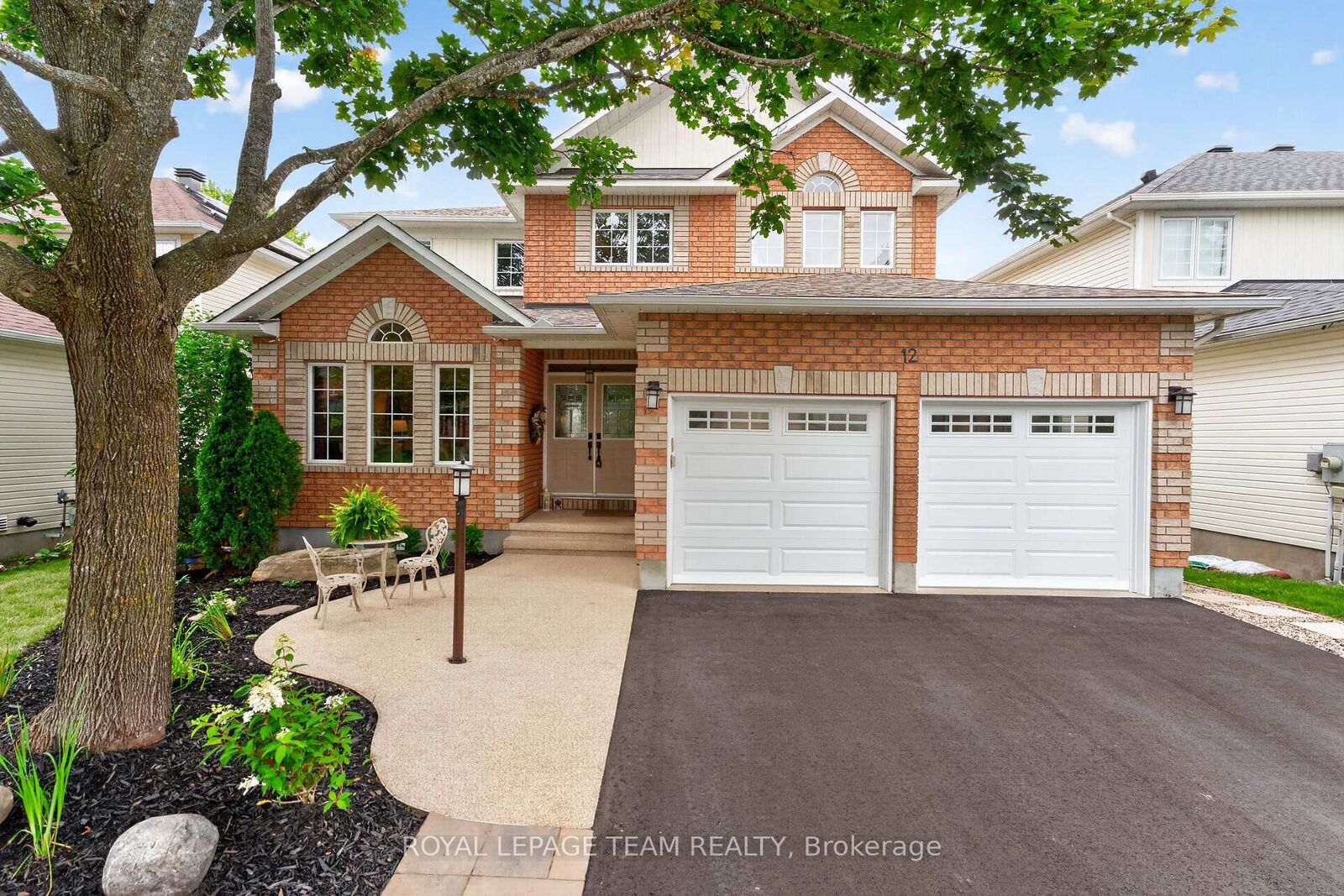 Property Photo:  12 Forillon Crescent  ON K2M 2W5 