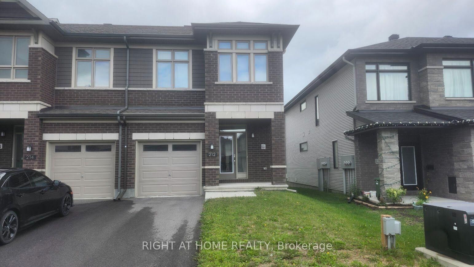 Property Photo:  212 Trumpeter Grove  ON K4M 1B2 