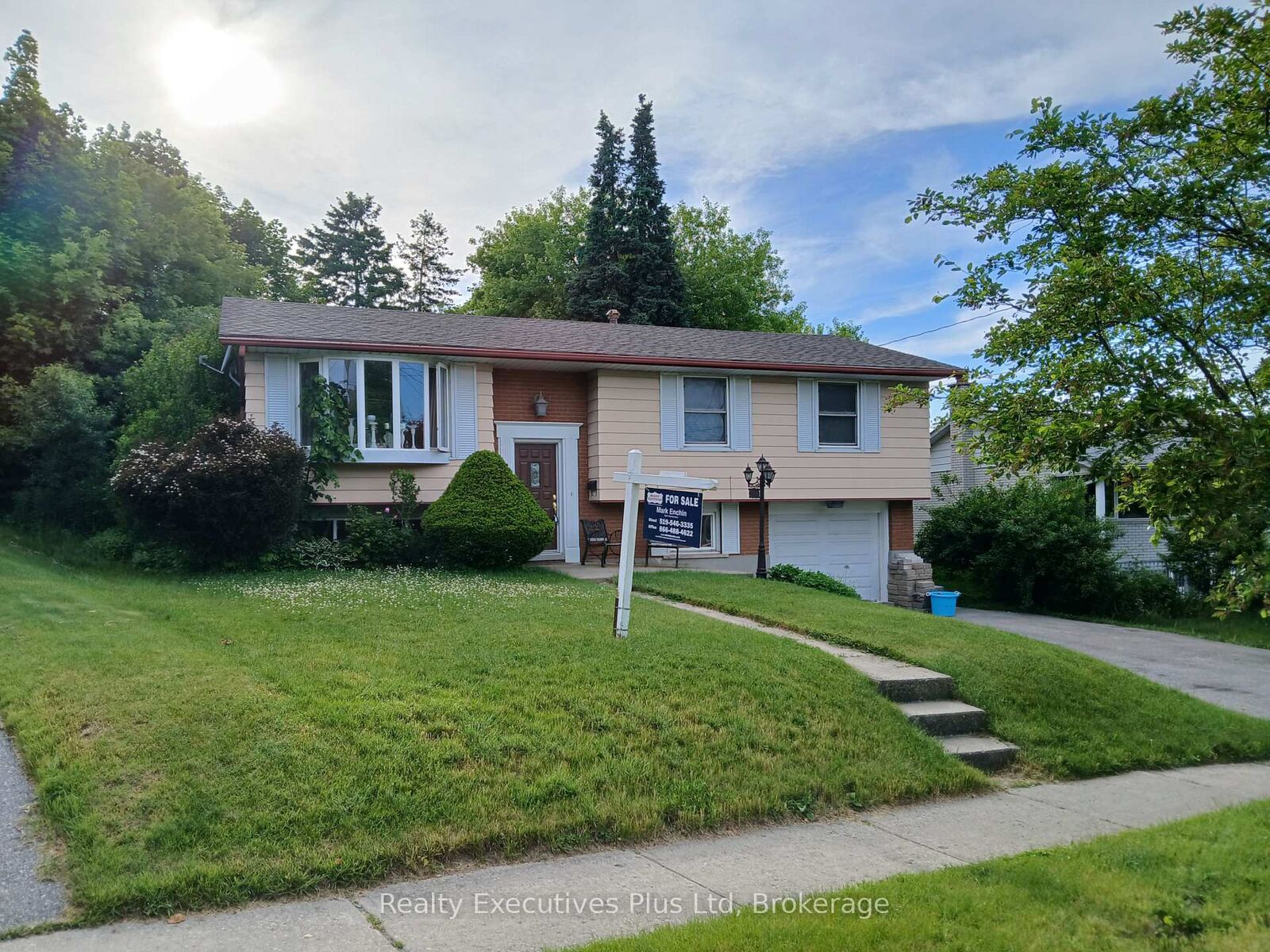 Property Photo: 90 Western Avenue ON N1H 6A8