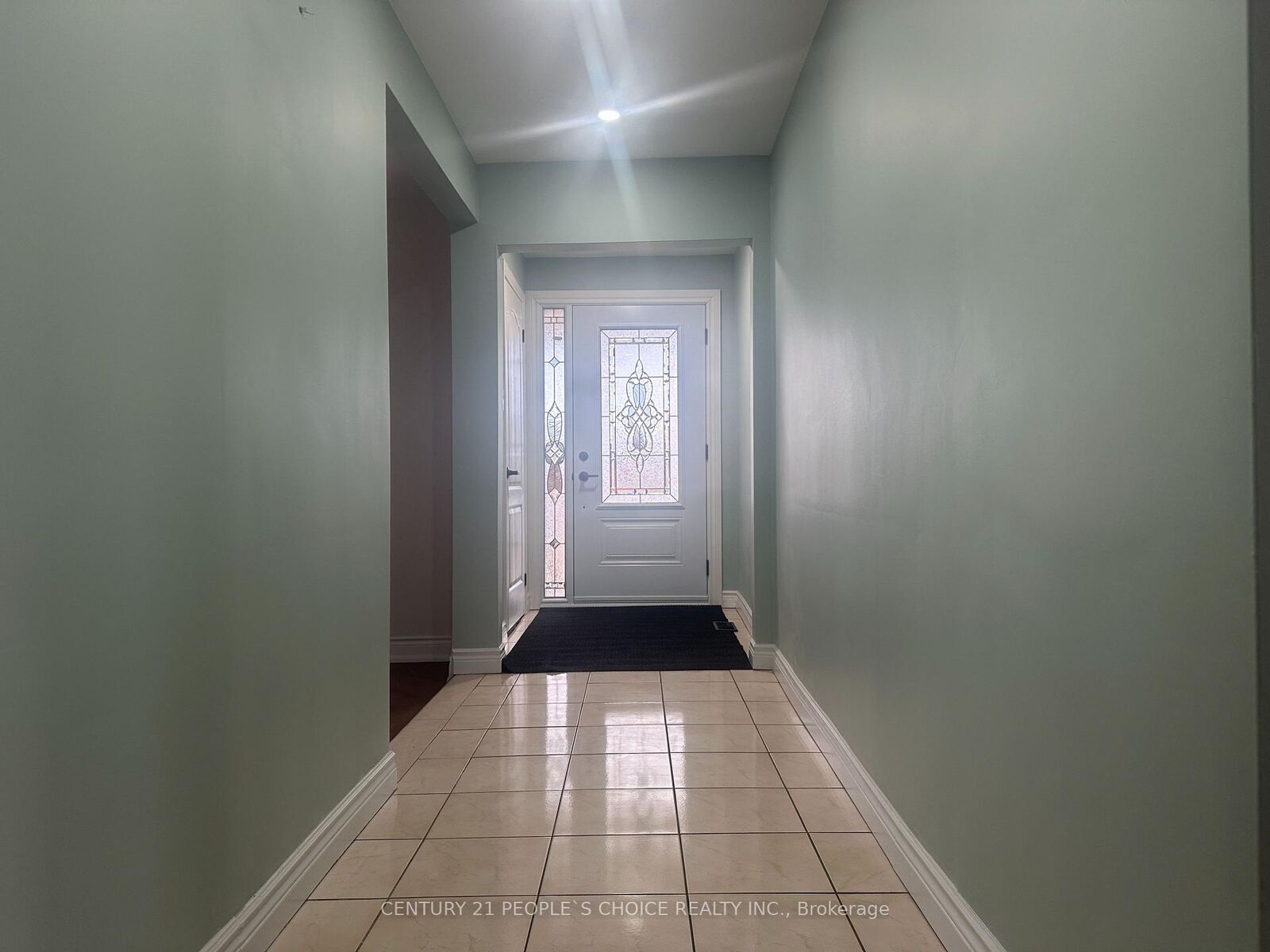 Property Photo:  7490 Middleshire Drive  ON L4T 3S2 
