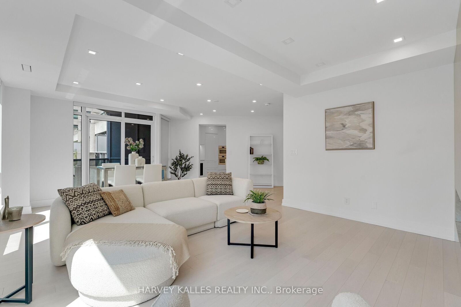 Property Photo:  10 Bellair Street 603  ON M5R 3T8 