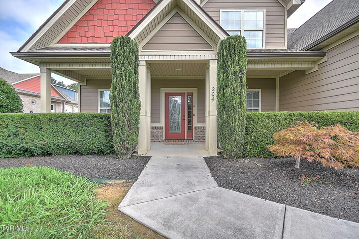 Property Photo:  204 West Hawthorne Court  TN 37745 