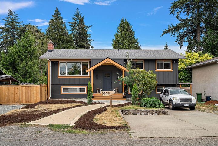 Property Photo: 3053 Jenner Rd BC V9C 1N3