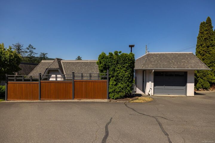 Property Photo: 930 Josephine Rd #12 BC V8M 1B3