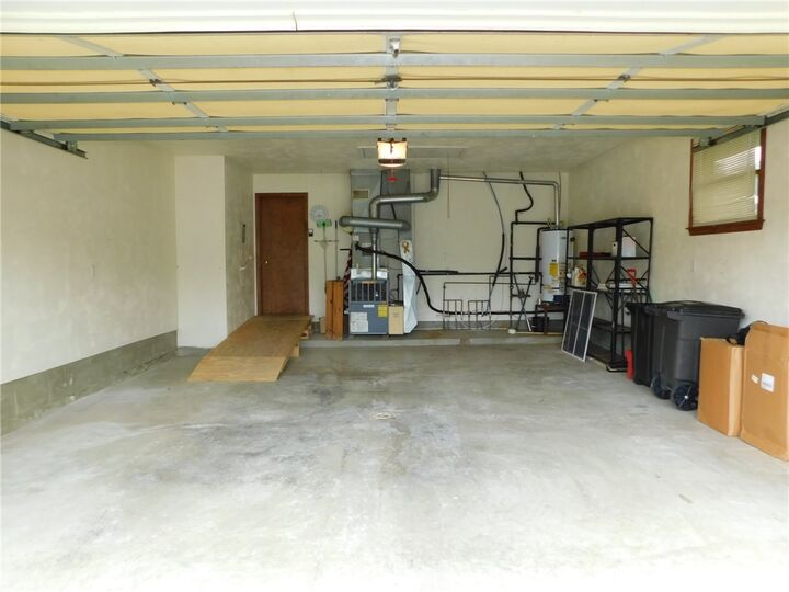 Property Photo: 321 Meadowlark Dr PA 15401