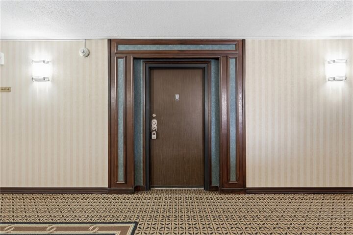 Property Photo: 5600 Munhall Rd 309 PA 15217