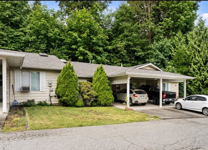 3350 Elmwood Drive 19 — photo 1