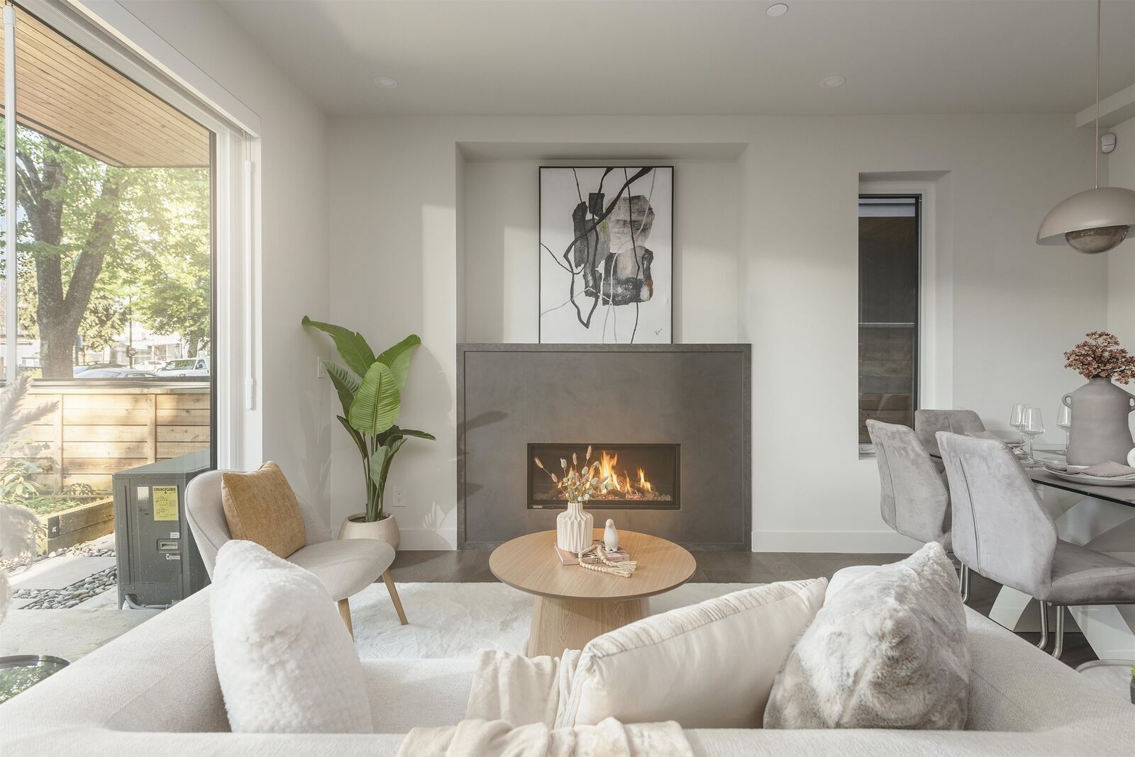 Property Photo: 638 E 46th Avenue 1 BC V5W 2A3