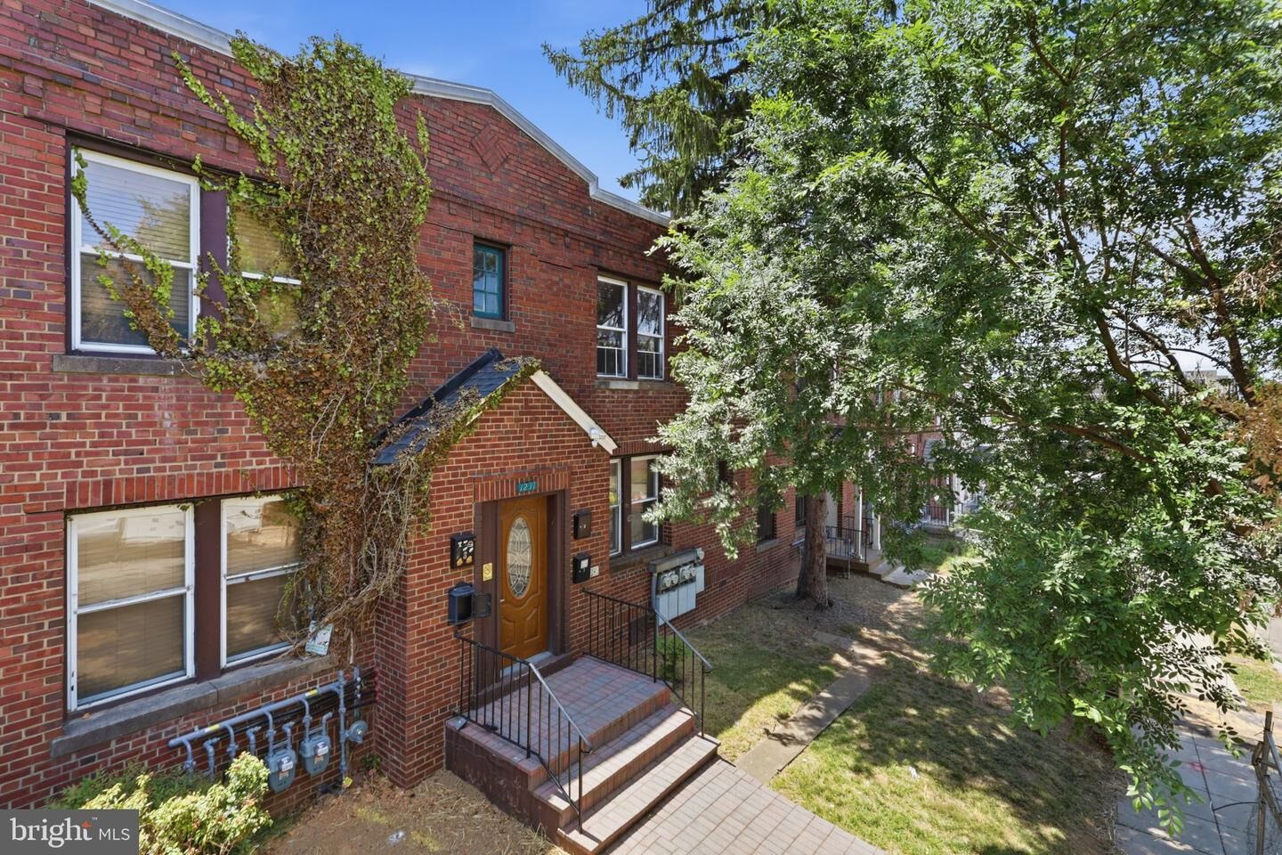 Property Photo:  1231 Penn Street NE 4  DC 20002 