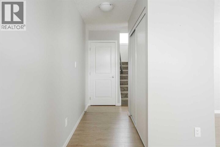 Property Photo:  711 Beacon Hill Drive  AB T9H 3R5 
