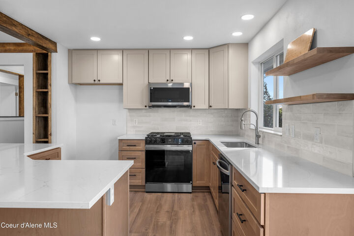 Property Photo:  2875 N Rawhide Ridge Rd  ID 83854 