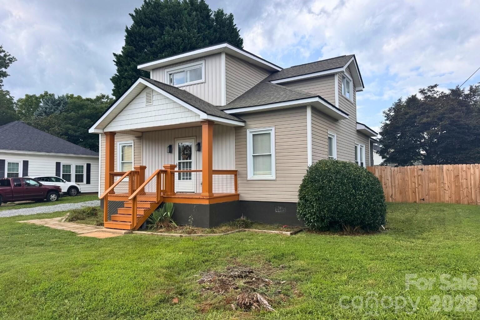 Property Photo:  200 Park Avenue  NC 28120 