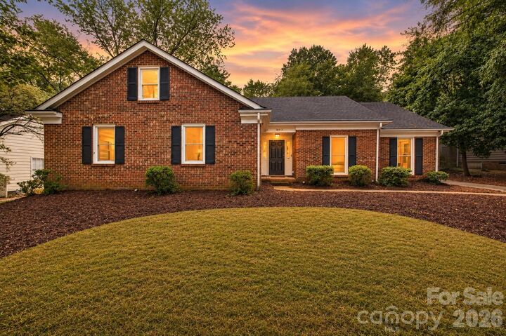 Property Photo:  3027 Deep Meadow Lane  NC 28210 