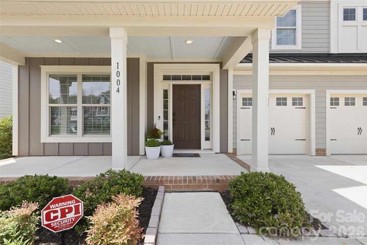 Property Photo:  1004 Hallmark Way  NC 28173 