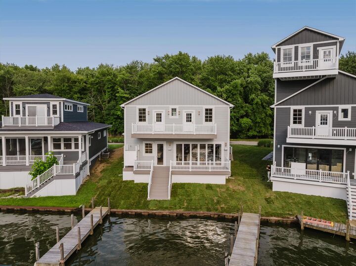 Property Photo: 13784 Rosewood NE Road OH 43076