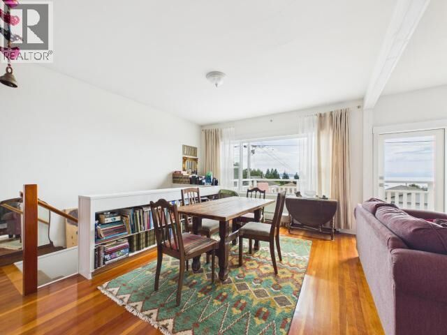 Property Photo:  5370 Laburnum Ave  BC  