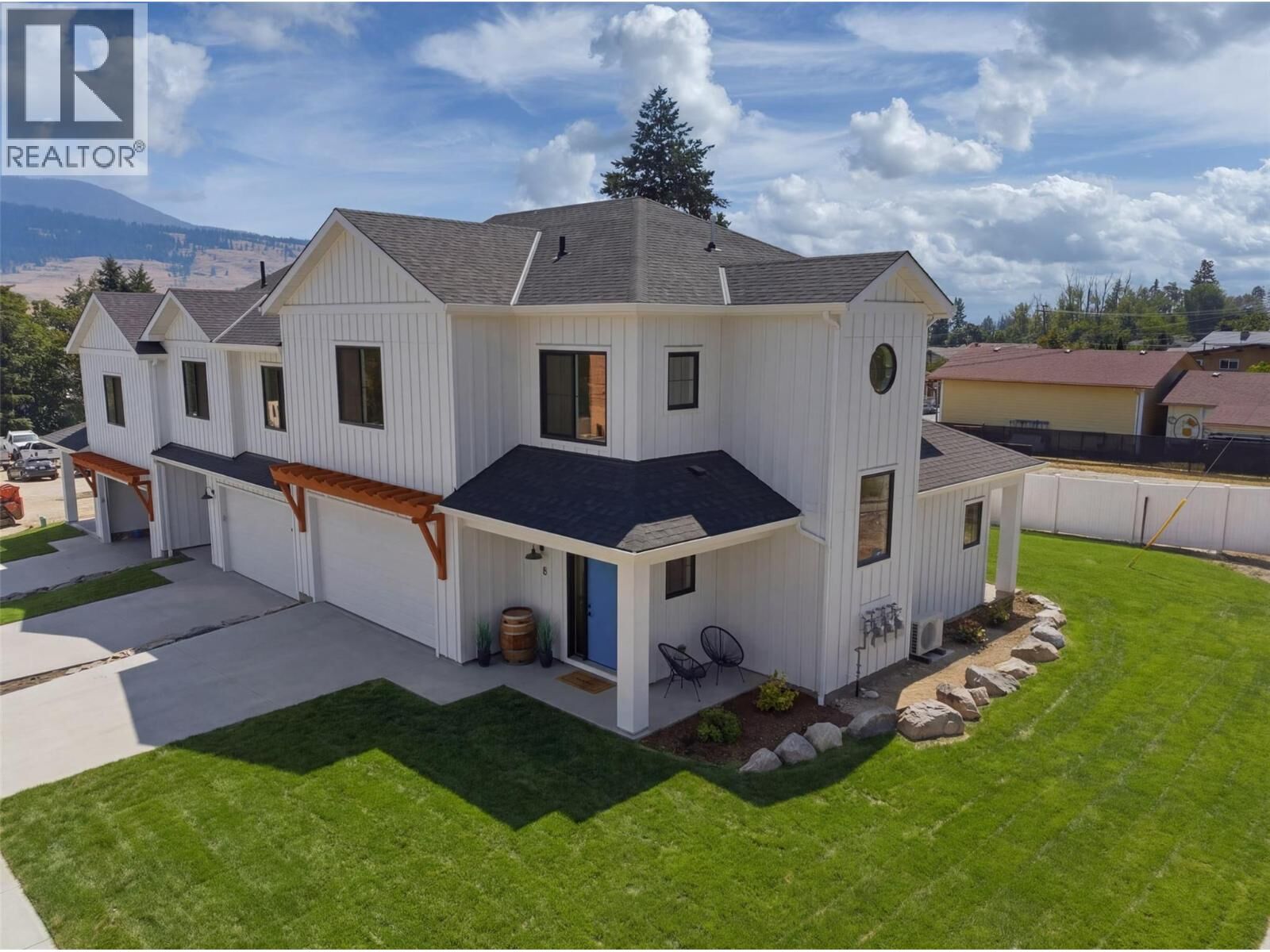 Property Photo: 11565 Okanagan Centre Road East 8 BC V4V 1G4