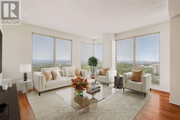 Property Photo: 545 St Laurent Boulevard 2702 ON K1K 4H9