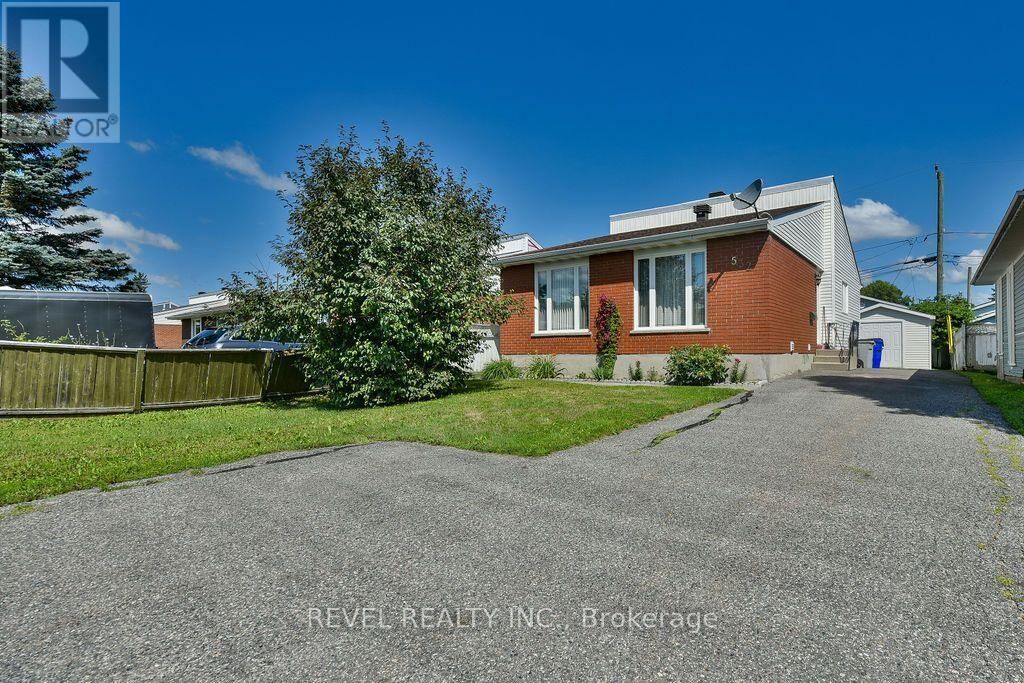 Property Photo: 532 Lamminen Avenue ON P4N 4R3