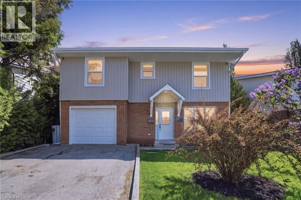 Property Photo:  371 Brantwood Park Road  ON N3P 1G8 