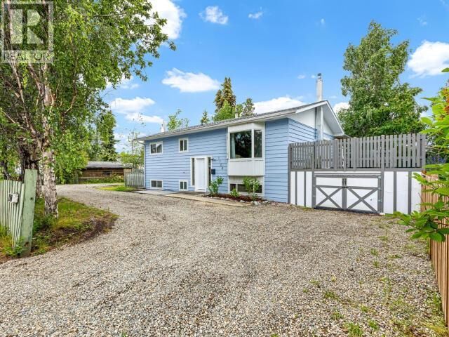Property Photo: 1104 Hemlock Street YT Y1A 4G7