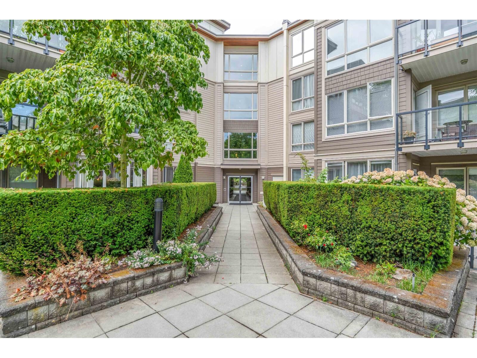 Property Photo:  15918 26 Avenue 327  BC V3S 5K3 