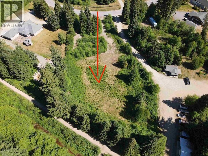 49 Blueberry Avenue — photo 1