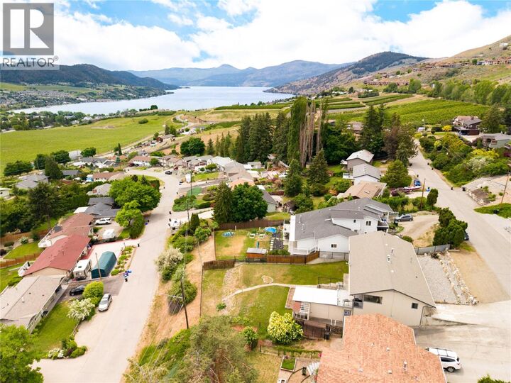 Photo de la propriété: 6636 Southwind Road BC V1H 1B7