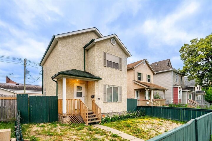 Property Photo: 488 Pritchard Avenue MB R2W 2K1