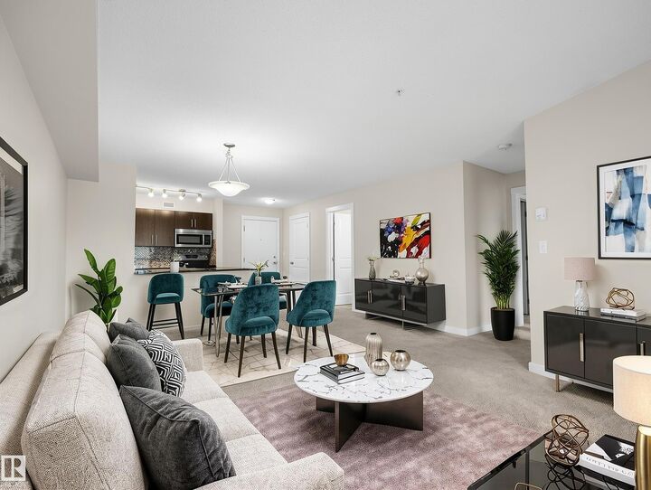 Property Photo:  5804 Mullen Place NW  AB T6R 0W3 