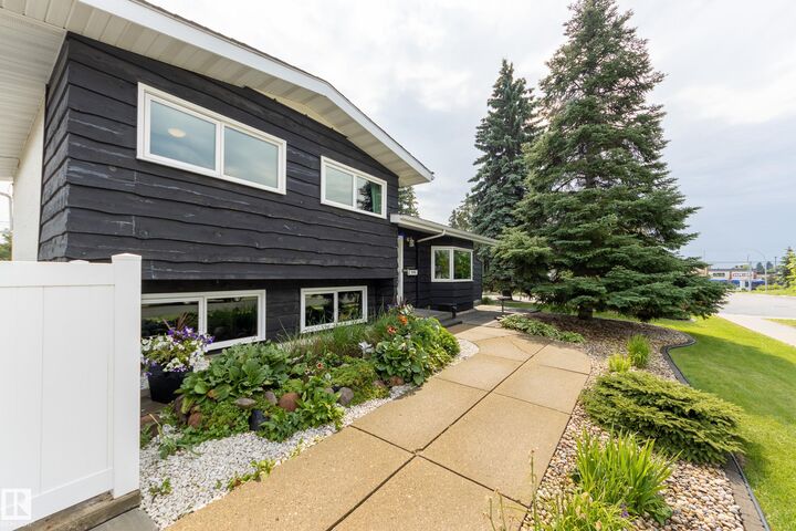 Property Photo:  5203 105 Street NW  AB T6H 2N7 