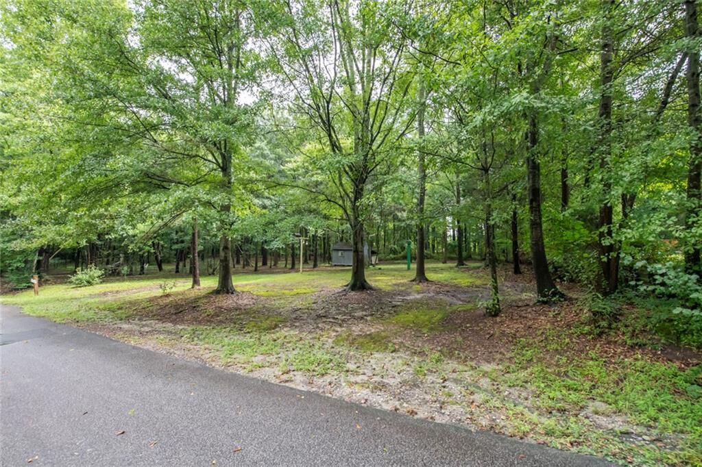 Property Photo:  515 Susan Drive  GA 30180 