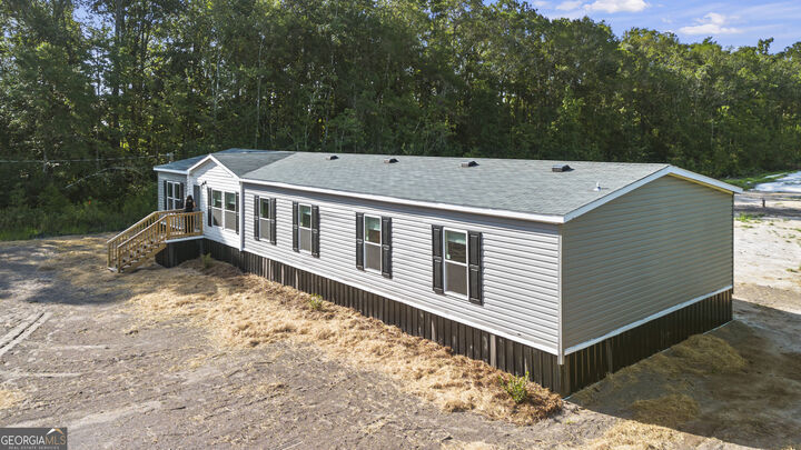 Property Photo:  1225 Bradwell Dunham Road  GA 31316 