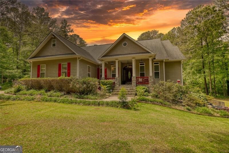 Property Photo:  2051 E Atlanta Road  GA 30281 